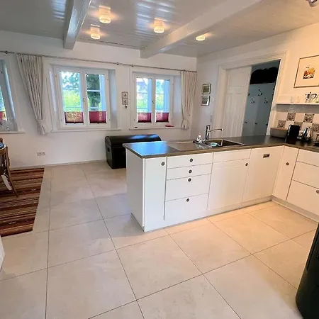 Oma Hansen's Huus בית נופש Boldixum