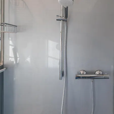 Oma Hansen's Huus